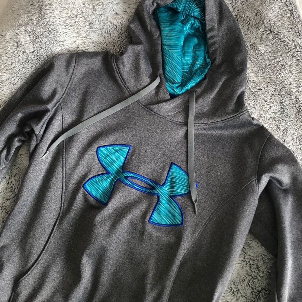 Under armor sweatshirt
